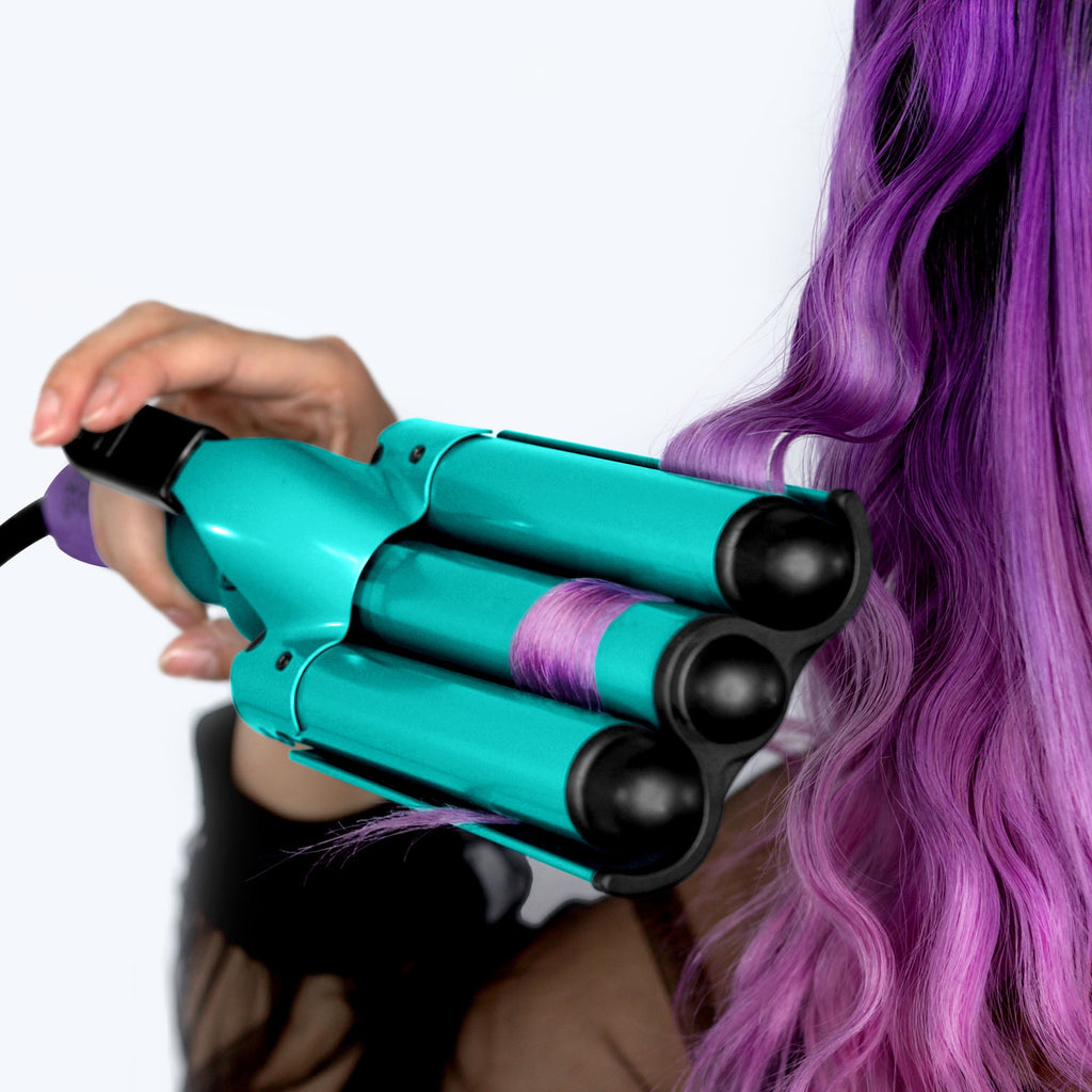Bed Head Wave Affair Jumbo 3 Barrel Ceramic Hair Waver, Ambre - Image 5