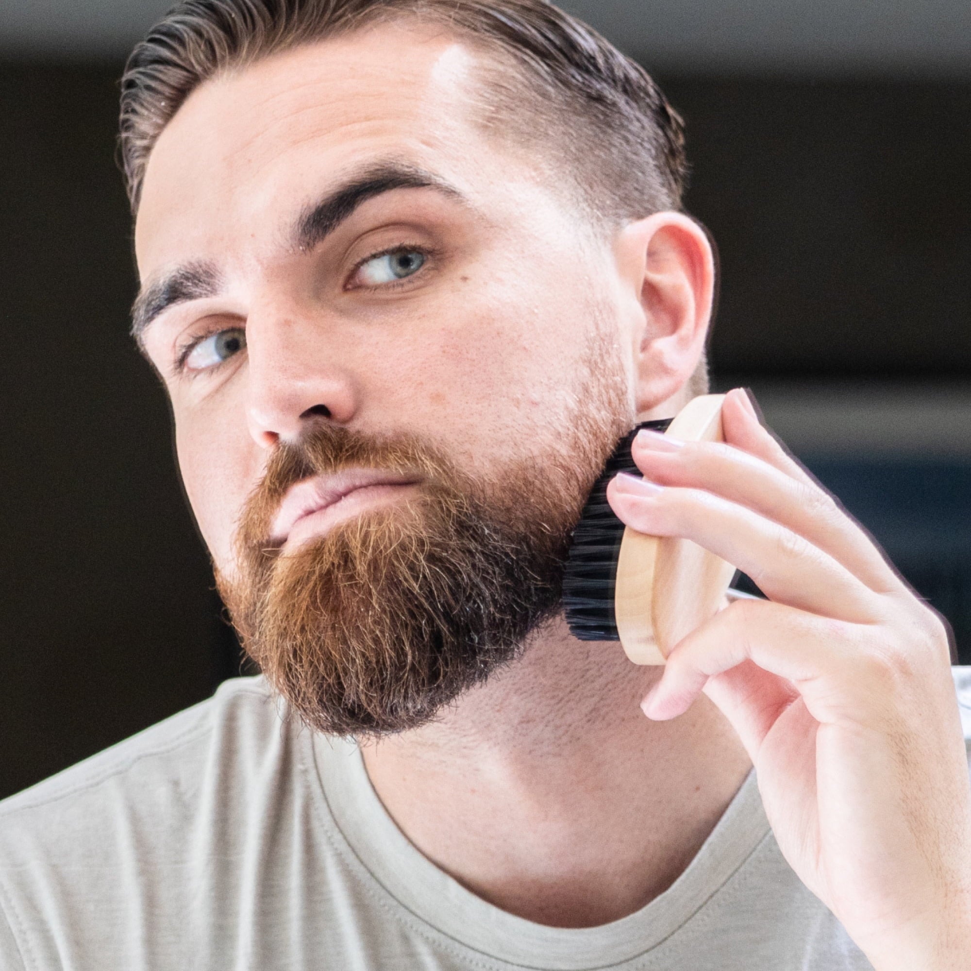 Men's Beard Brush with Cruelty-Free Vegan Bristles, 1 pack - Image 2