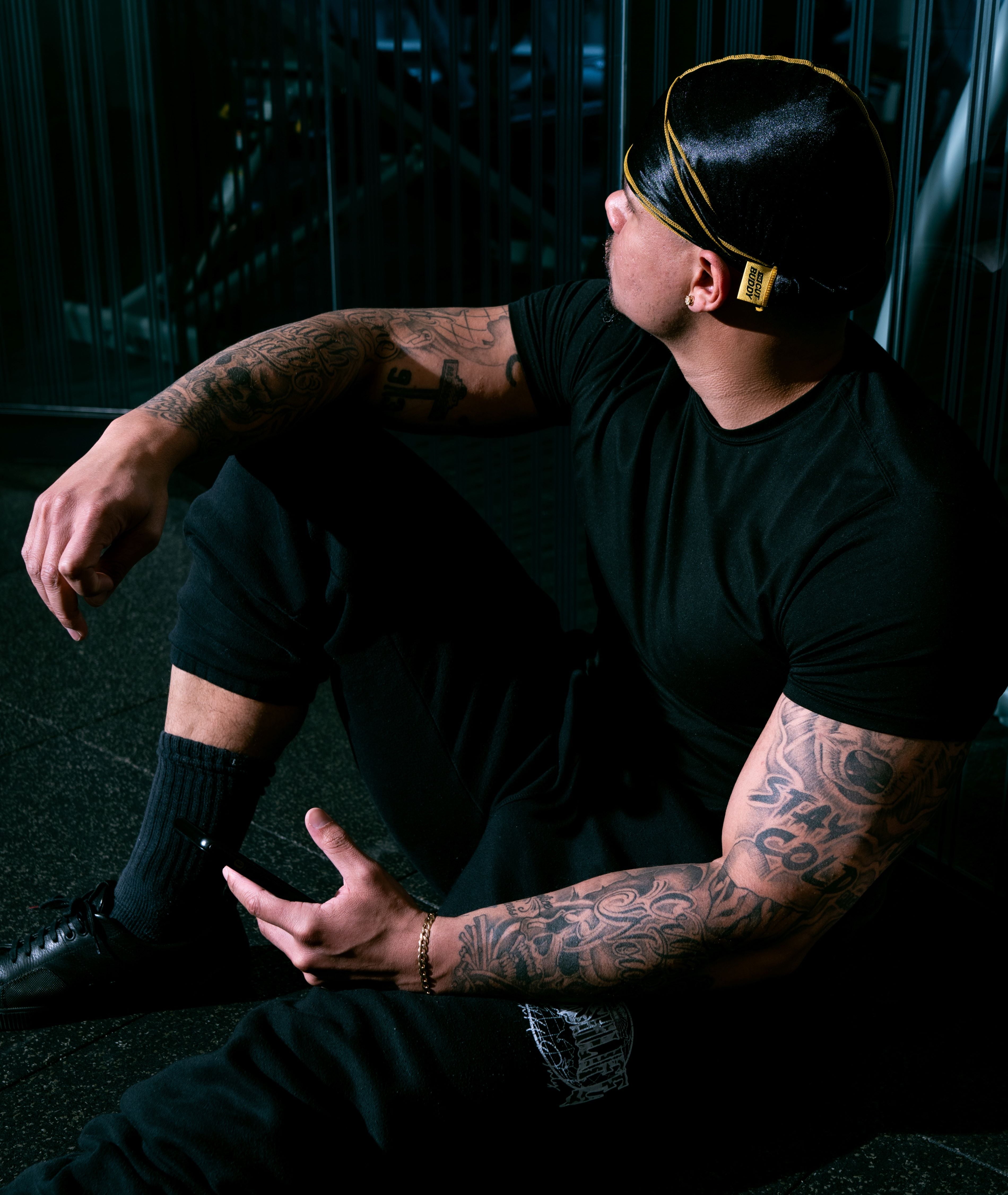 - Nick Wavy Collection - 360 Waves Silky Satin Durag Hair Cap for Men - Black/Yellow - Image 6