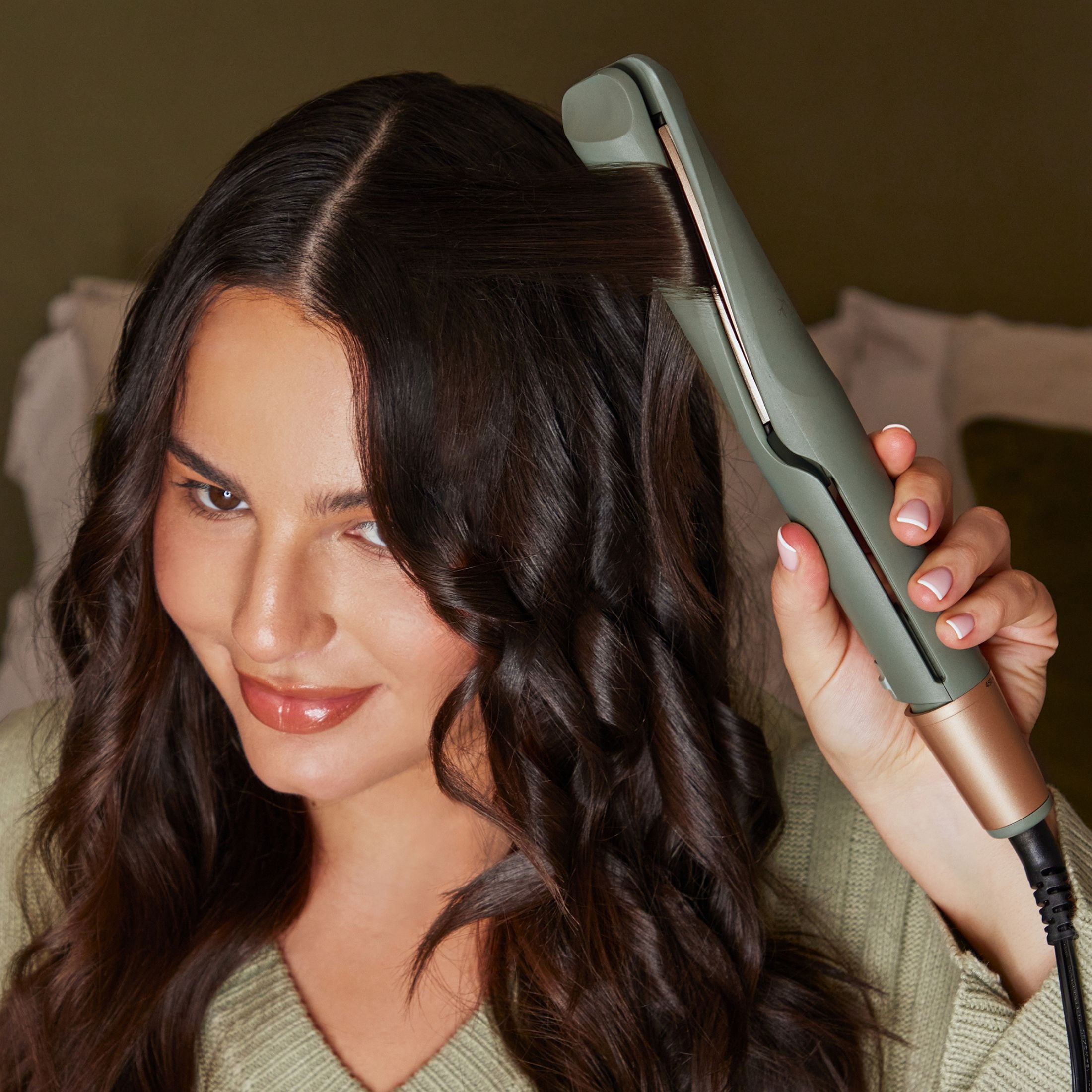& Curl Multi-Styler, Ceramic, 7 Heat Settings, Green - Image 4